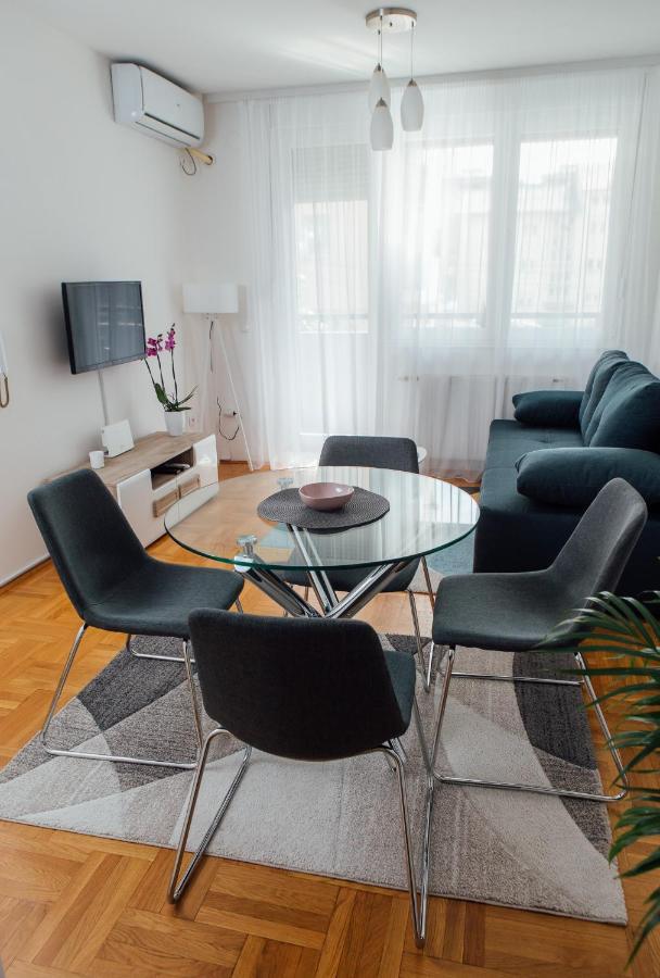 Suite Dreams Valjevo Exteriör bild